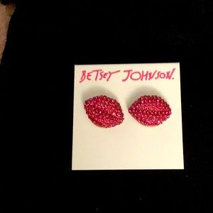 BETSEY JOHNSON Kiss Earrings